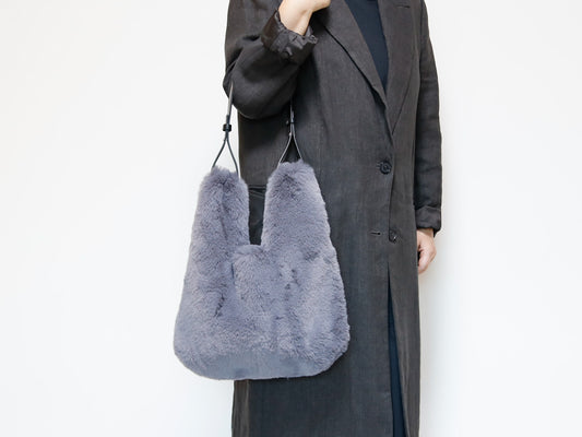 <B04F>  REGISTAR -COVENT GARDEN  ECO-FUR Tote Bag