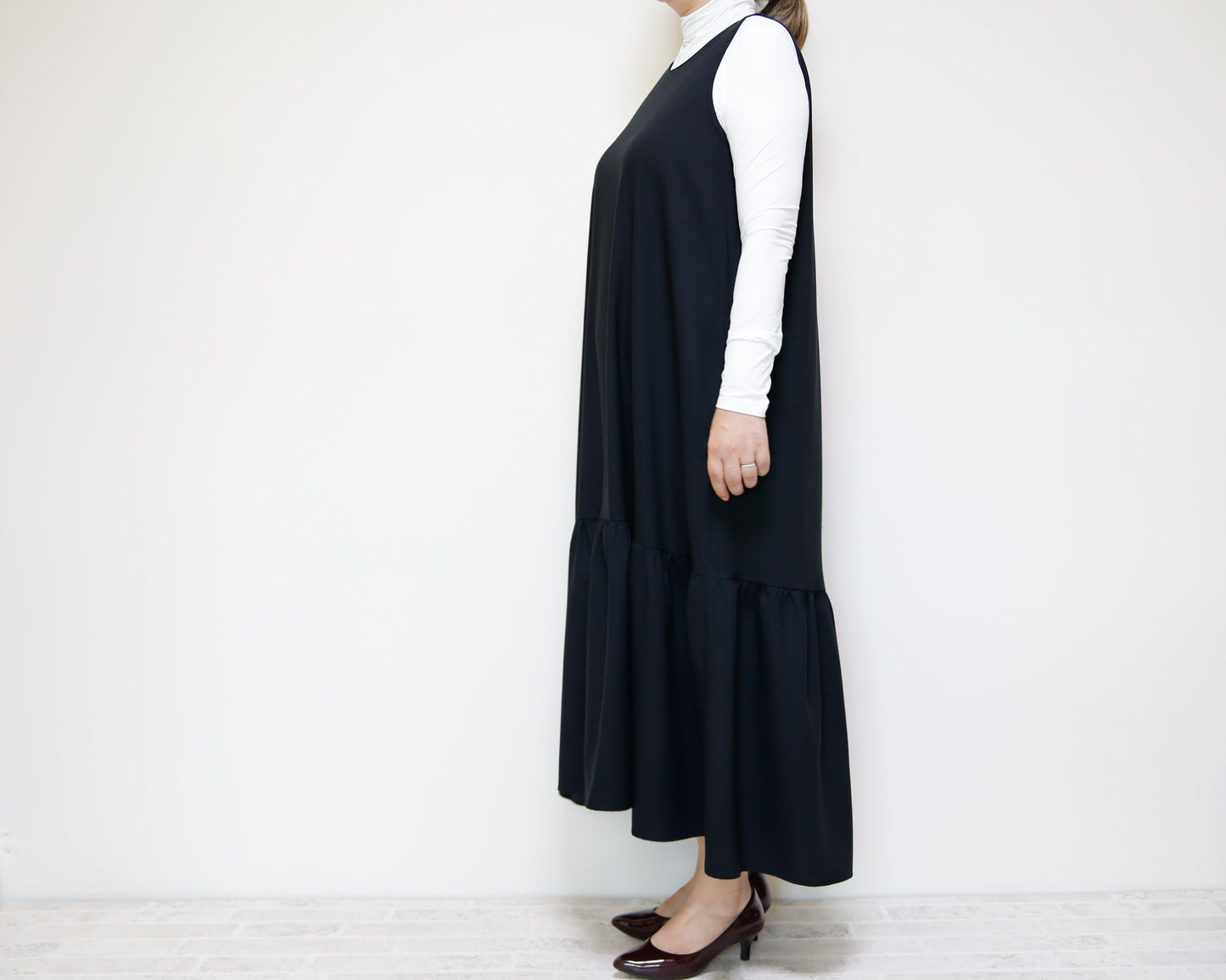<D18NR> Drop ruffle maxi Dress BLACK