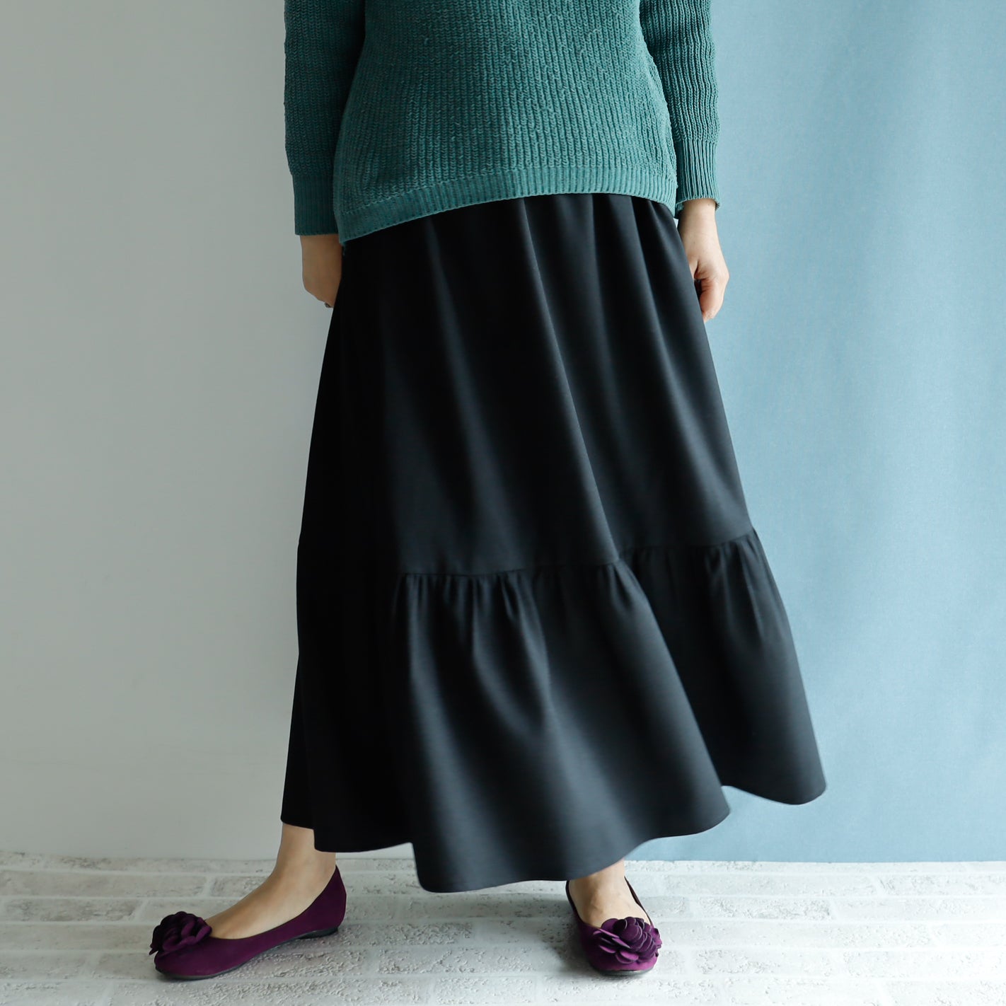 <S32NR-002> NOIR LINEN RAYON Skirt
