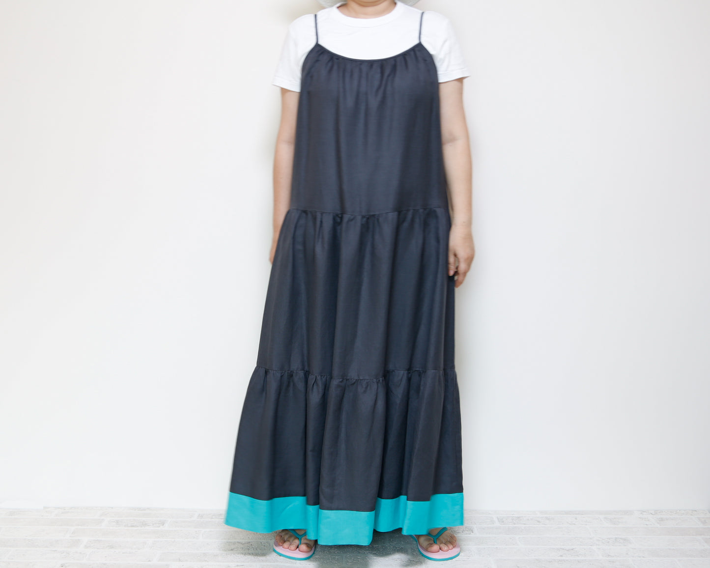 <S20-006> DRESS