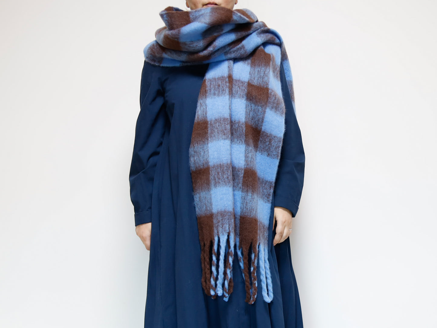 <A15B> OVERSIZED Scarf