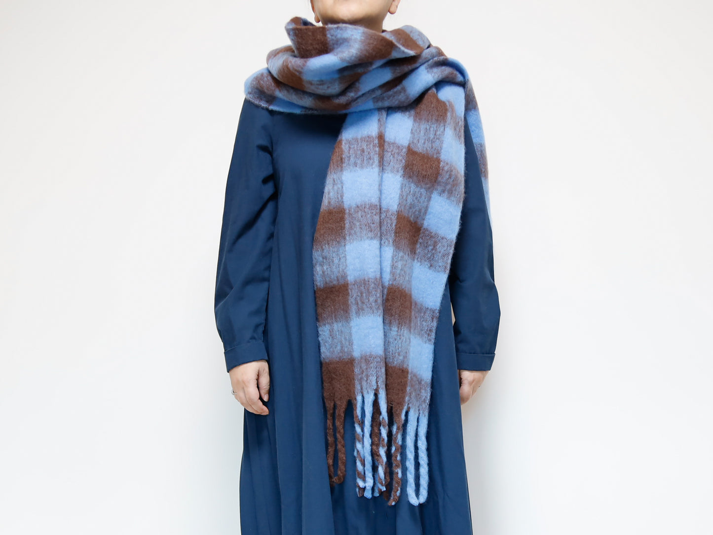 <A15B> OVERSIZED Scarf