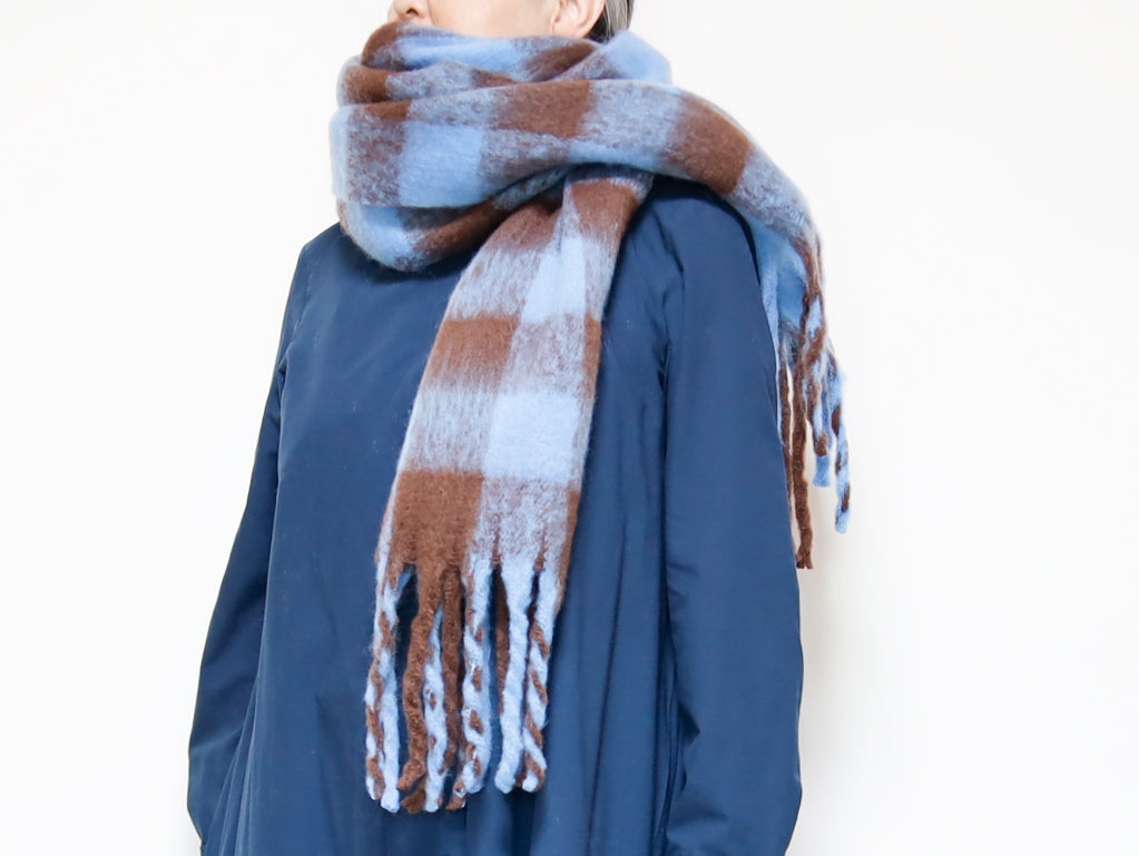 <A15B> OVERSIZED Scarf