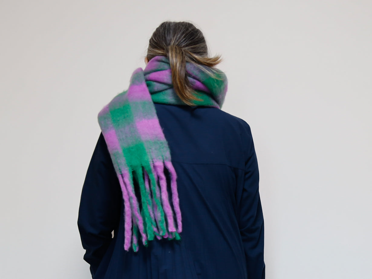<A15M> OVERSIZED Scarf