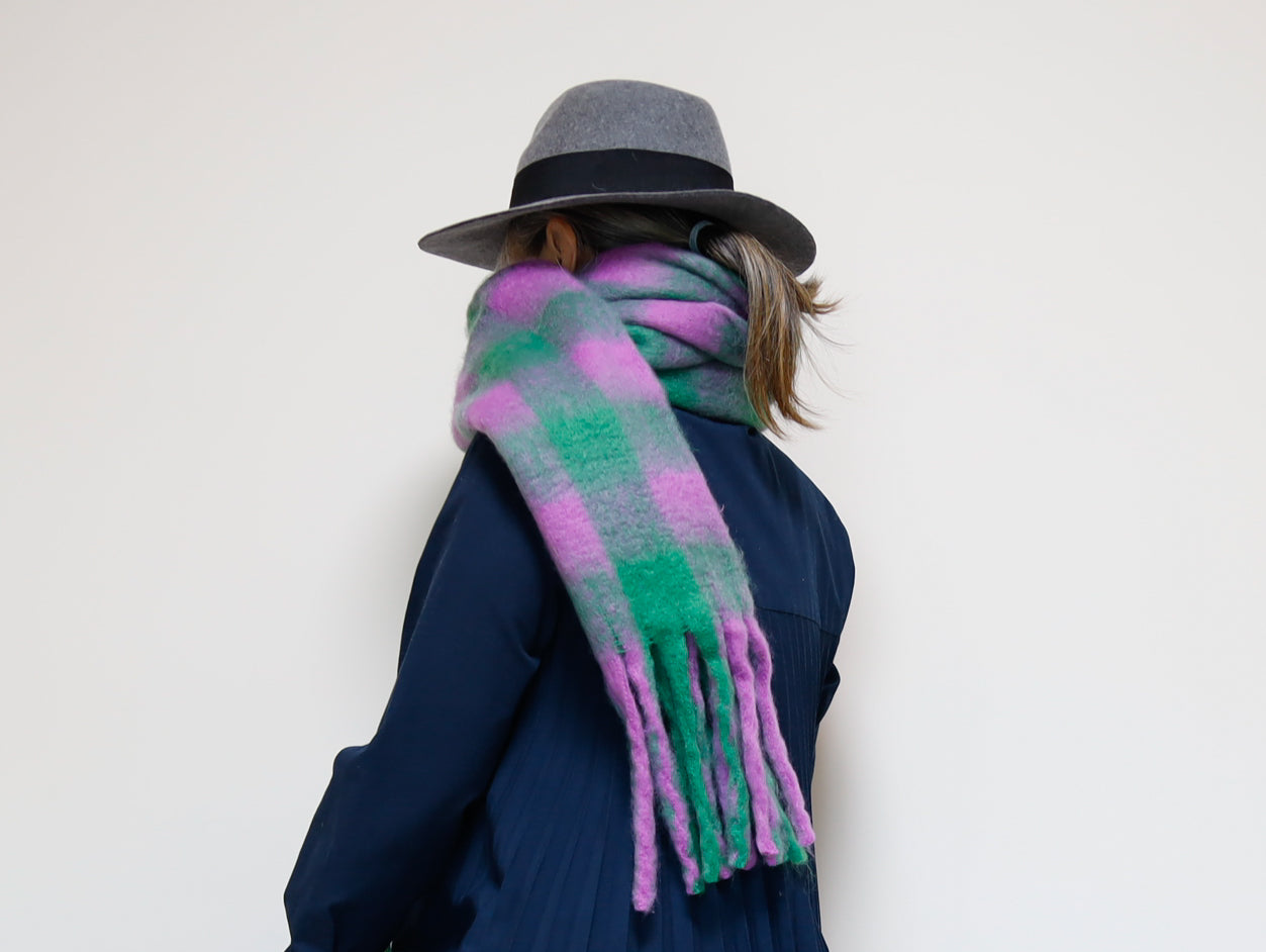 <A15M> OVERSIZED Scarf