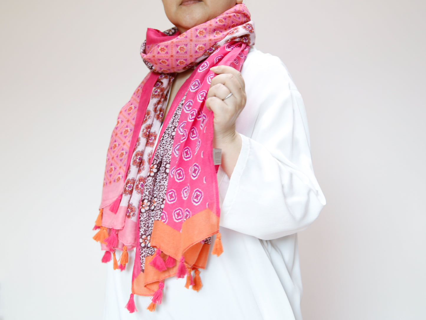 <A26> PRINTED Scarf PINK