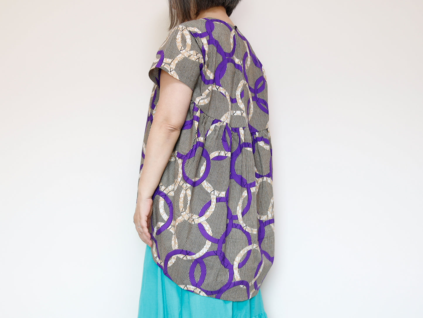 <T38-001> AFRICAN PRINT TOP