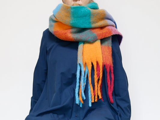 <A15R>  OVERSIZED Scarf