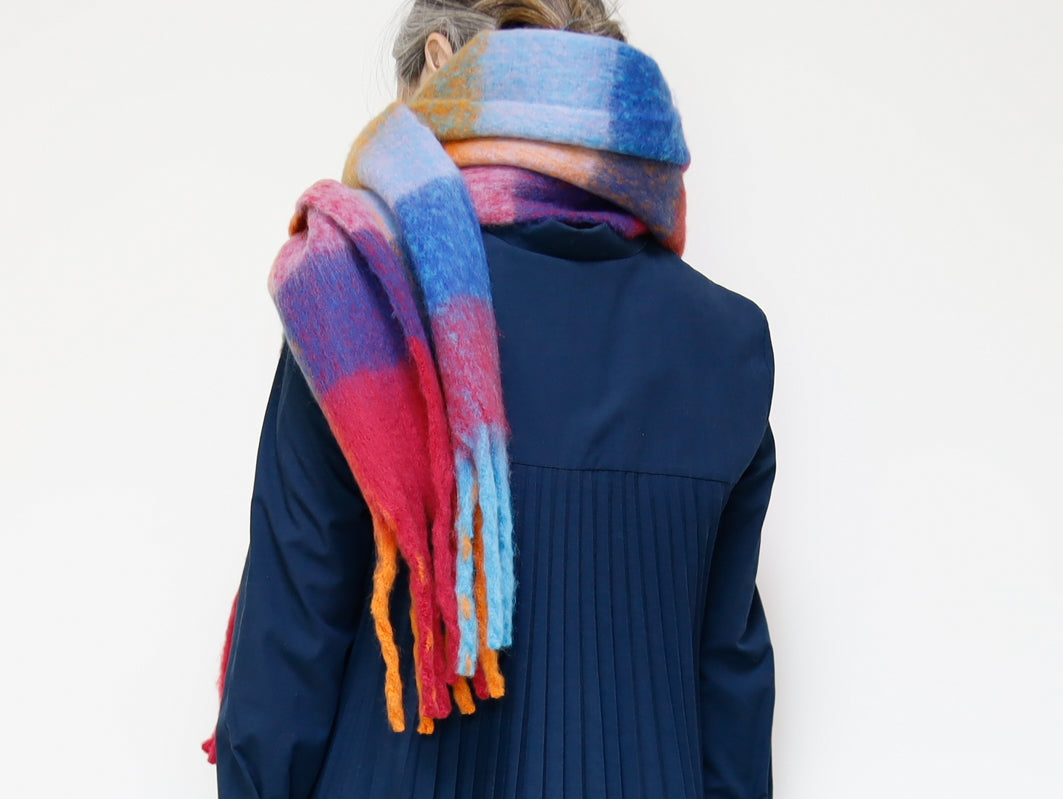 <A15R> OVERSIZED Scarf