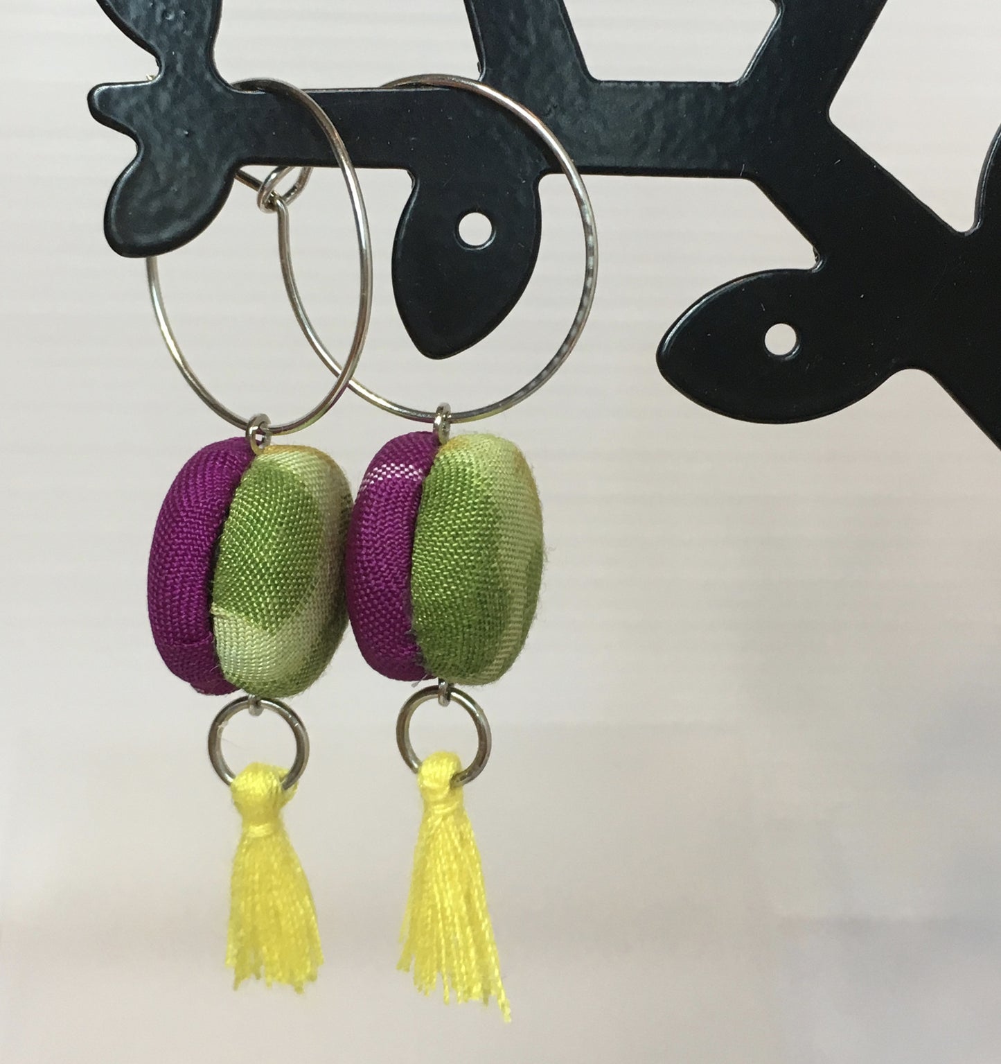 FV15E02-021> Covered Button Earrings - KIMONO SWING