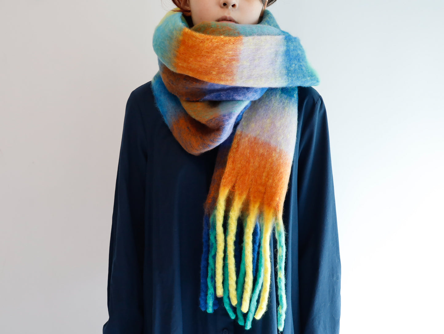 <A15> OVERSIZED Scarf