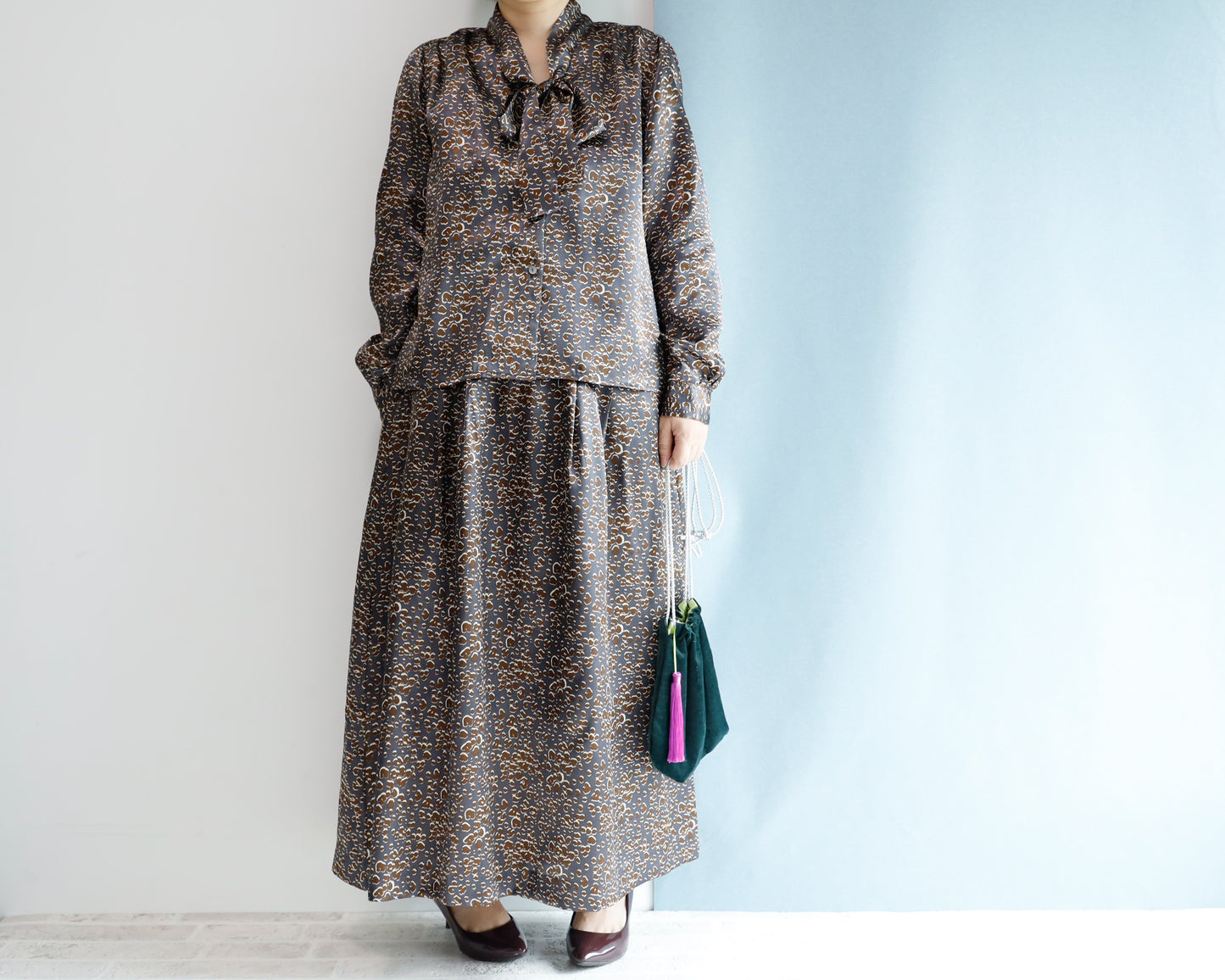 <S17L> LEOPARD PRINTED SATIN Skirt -Length 90cm