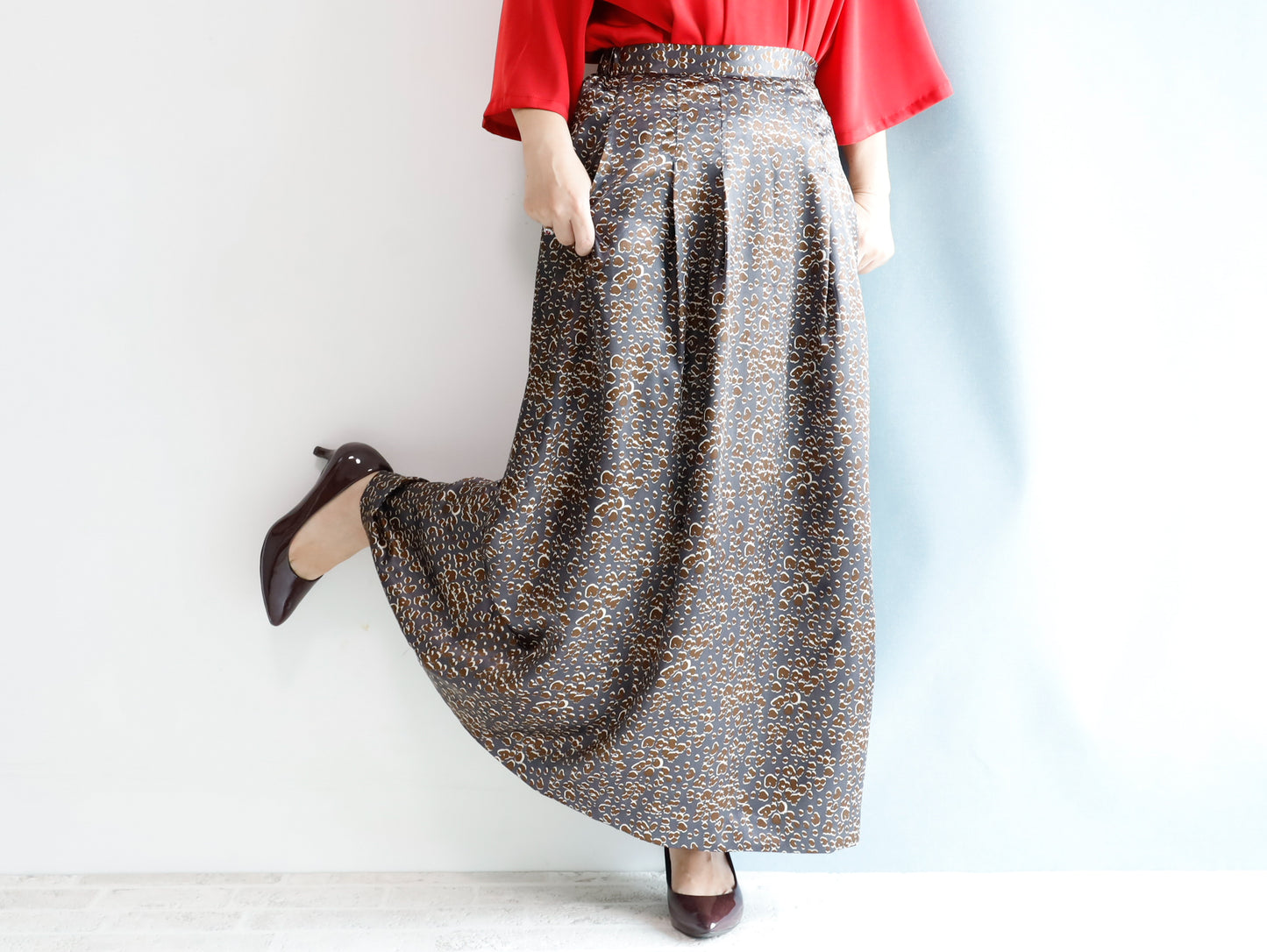 <S17L> LEOPARD PRINTED SATIN Skirt -Length 90cm
