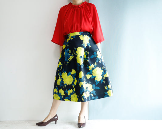 <RS21S17RY70> EUROPIAN ROSE YELLOW WOVEN Skirt  -Length 70cm