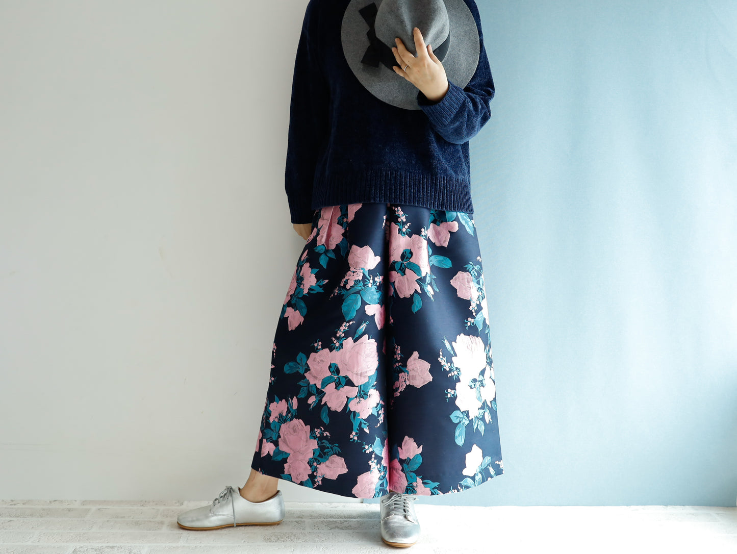 <P06RP85> EUROPEAN ROSE PINK GAUCHO trousers