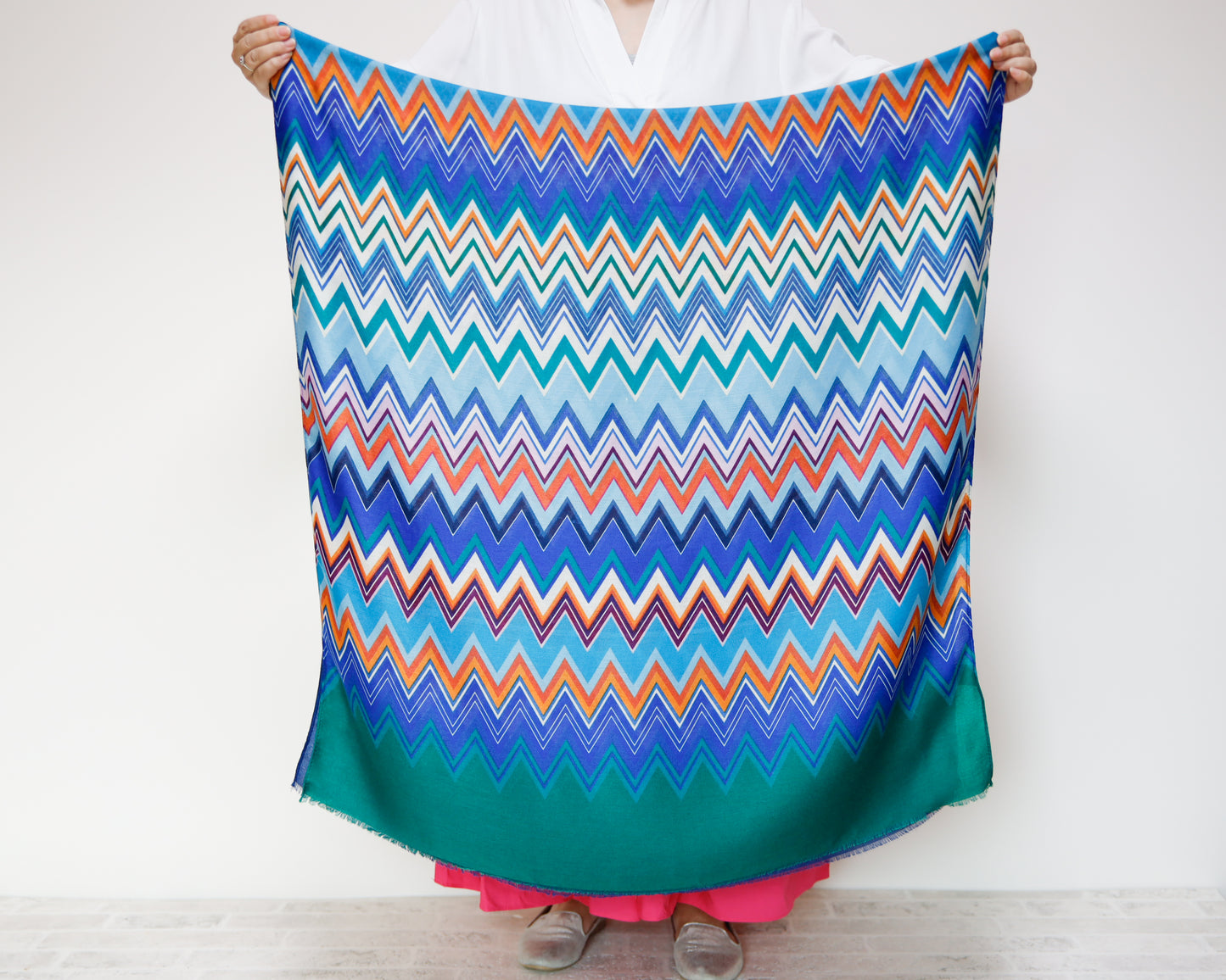 <A17> PRINTED Scarf ZIGZAG