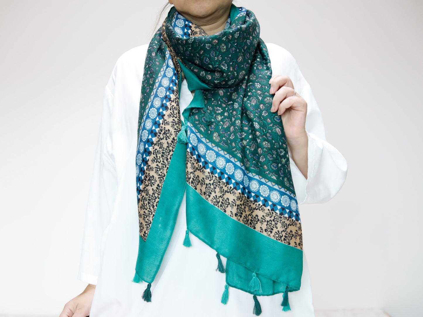 <A18> PRINTED Scarf GREEN