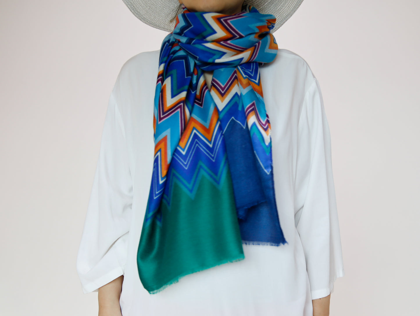 <A17> PRINTED Scarf ZIGZAG