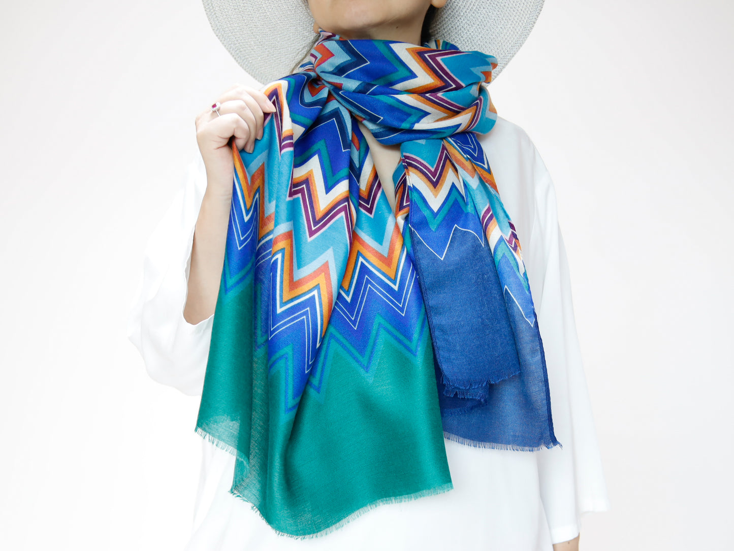 <A17> PRINTED Scarf ZIGZAG