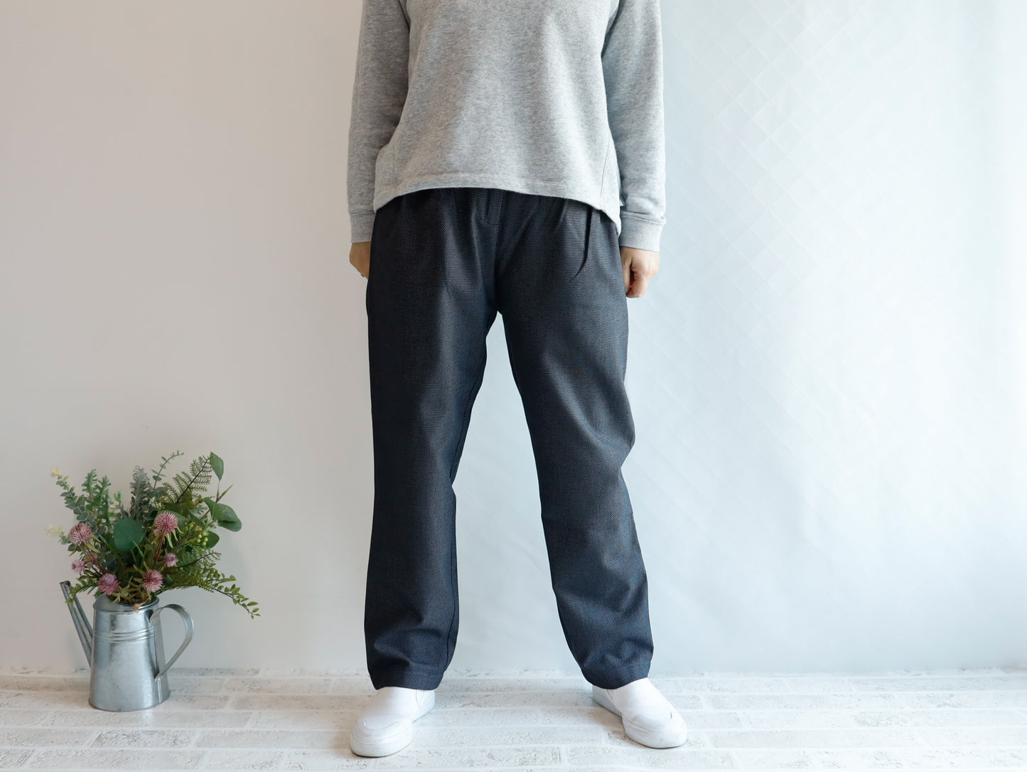 <P12D> Denim with dots -Relax Tapered Pants