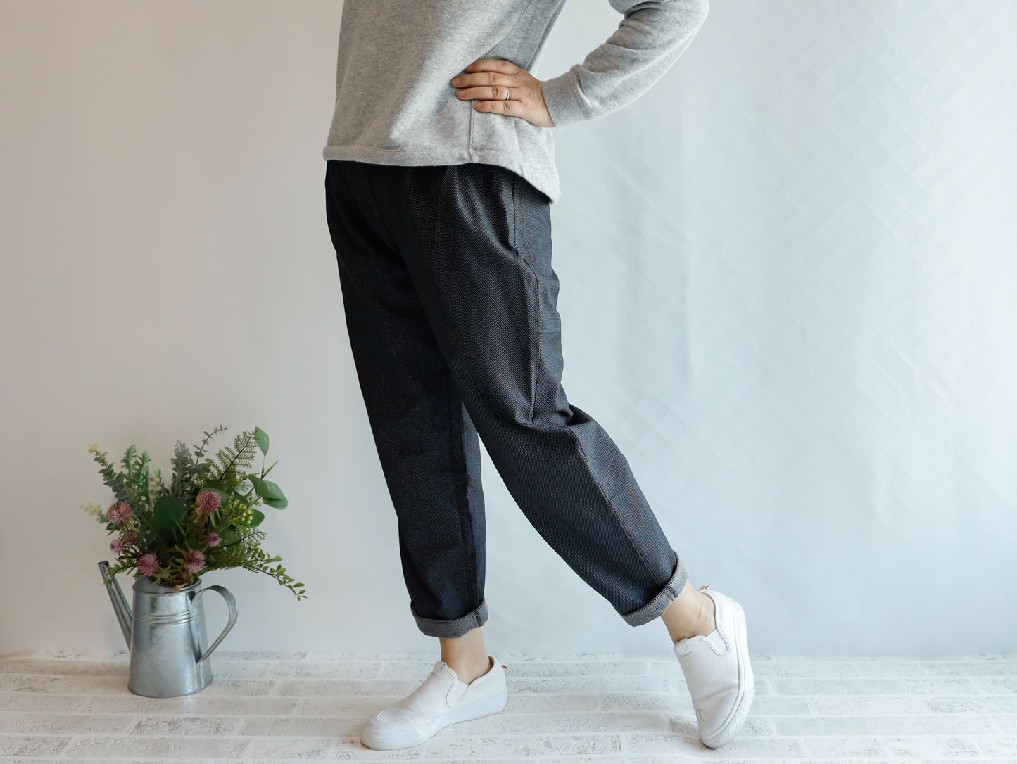 <P12D> Denim with dots -Relax Tapered Pants