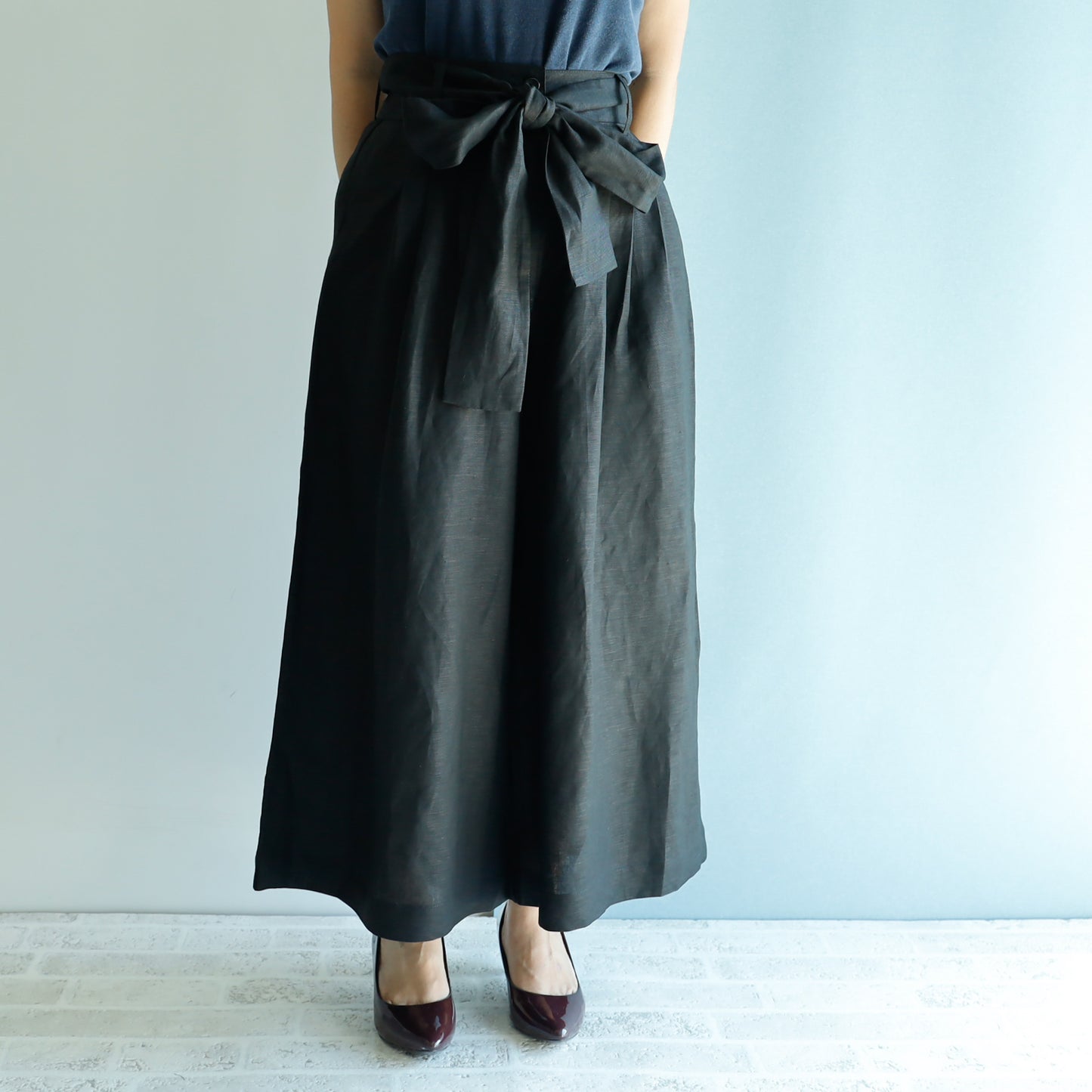 <P14NR-000> NOIR LINEN/RAYON GAUCHO