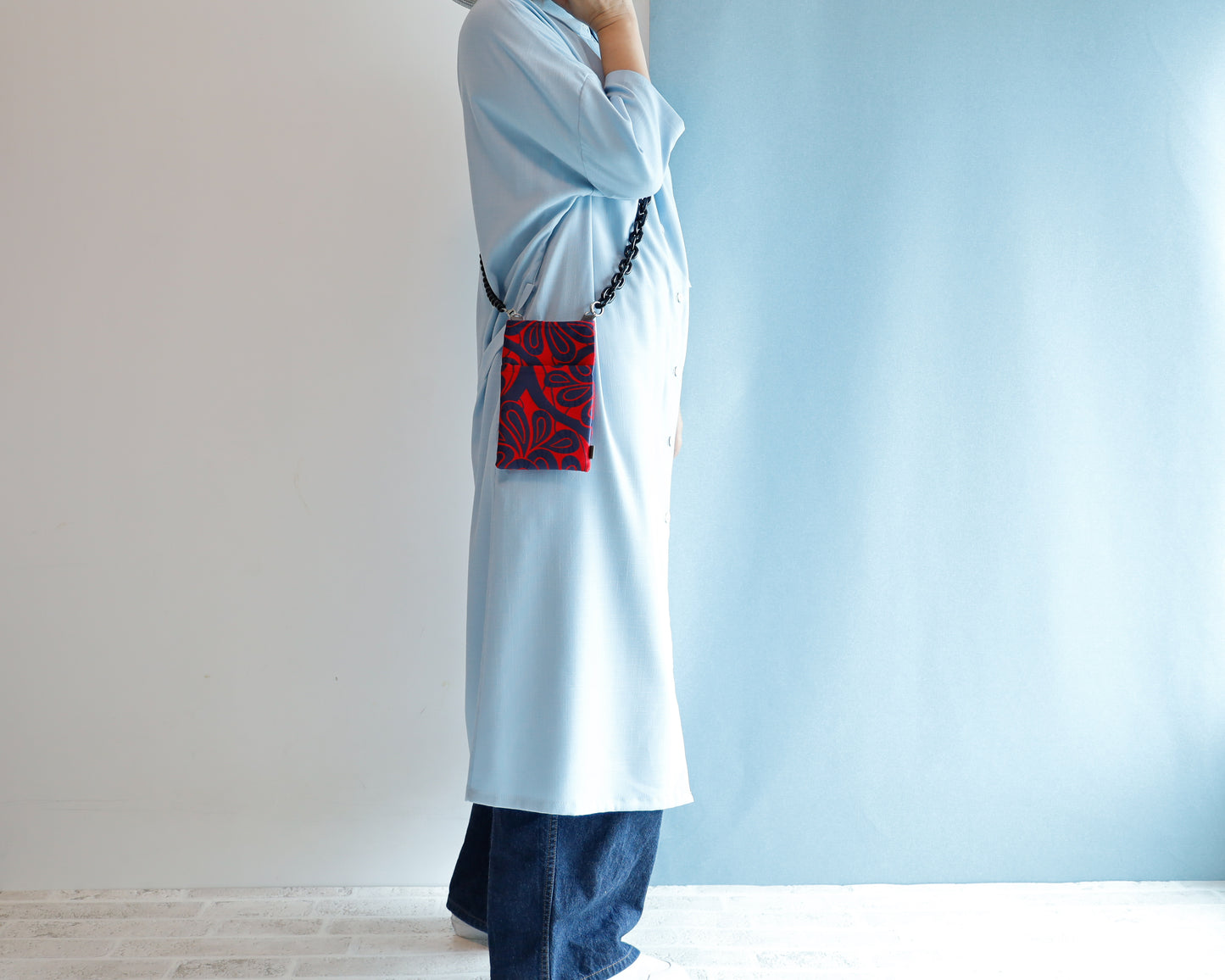 <B05C> SMART PHONE Pochette