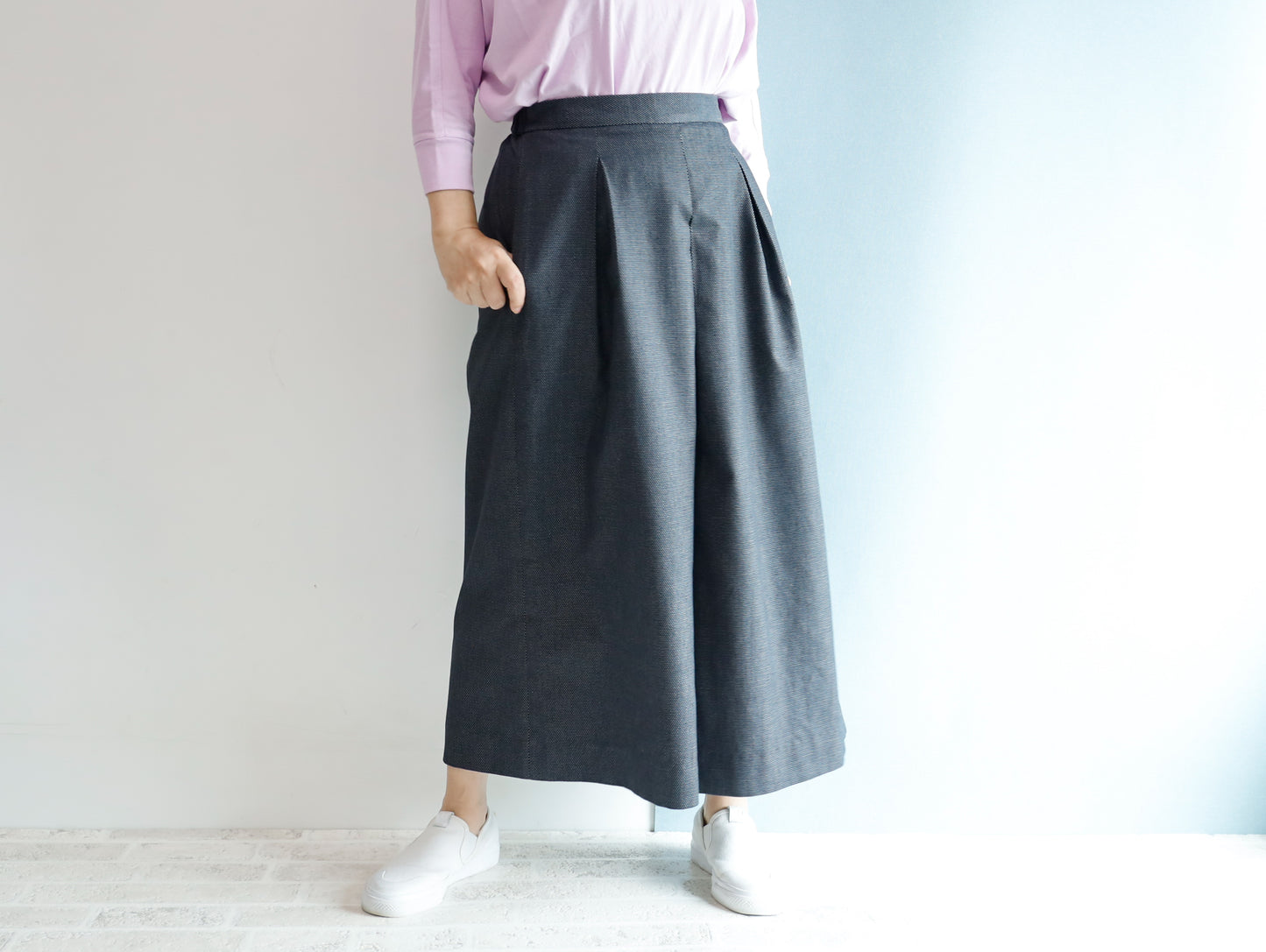 <P09D> DOTS DENNIM GAUCHO trousers