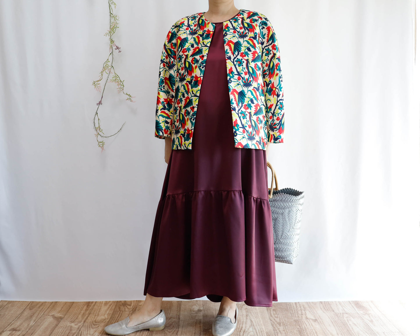 <D18W> Drop ruffle maxi satin Dress Wine