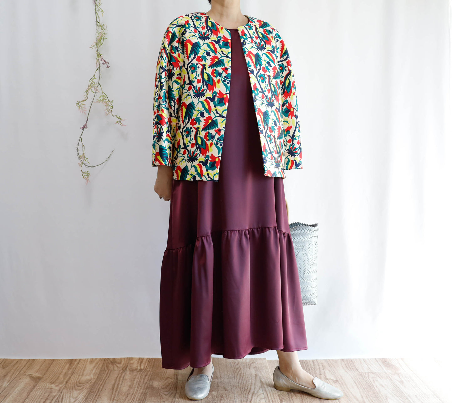 <D18W> Drop ruffle maxi satin Dress Wine