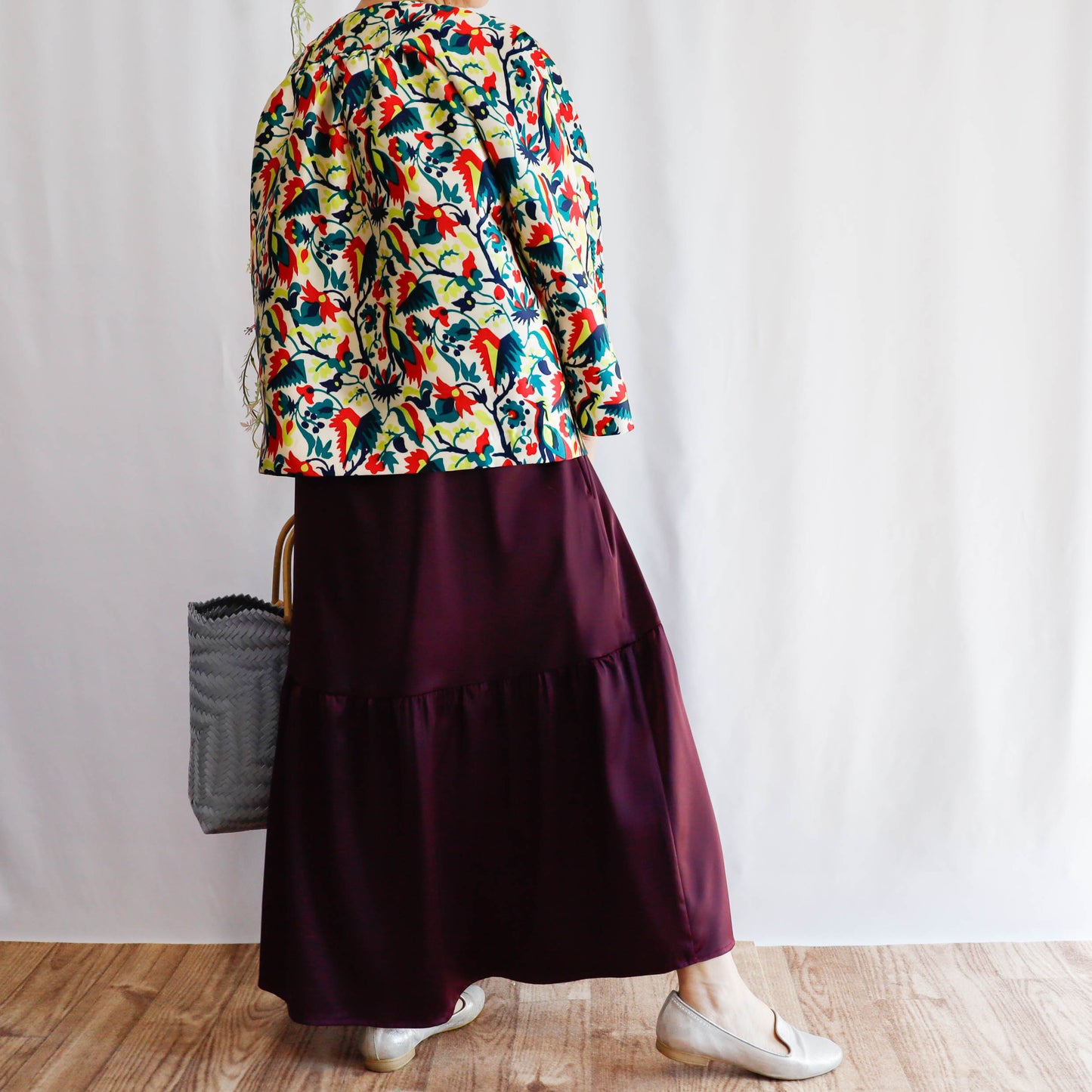 <D18W> Drop ruffle maxi satin Dress Wine