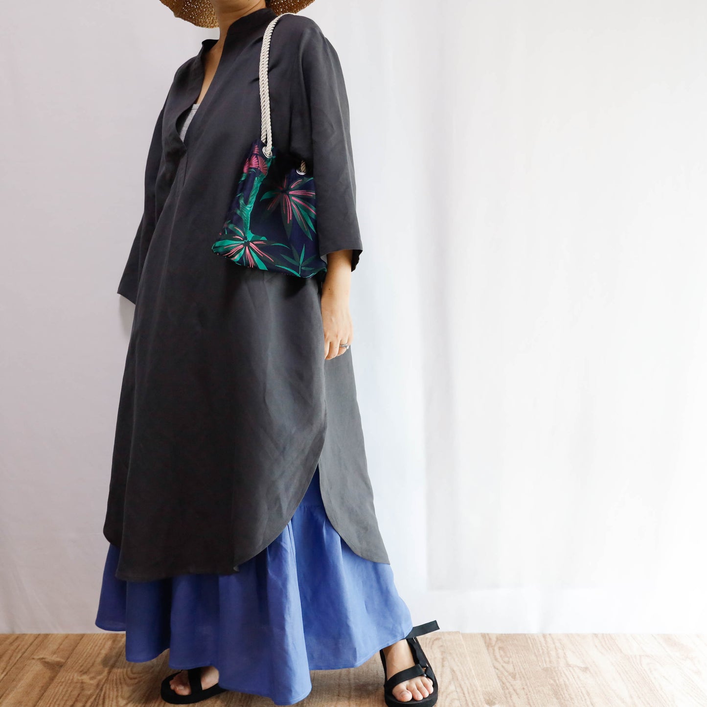 <S32B> LINEN RAYON SKIRT Blue