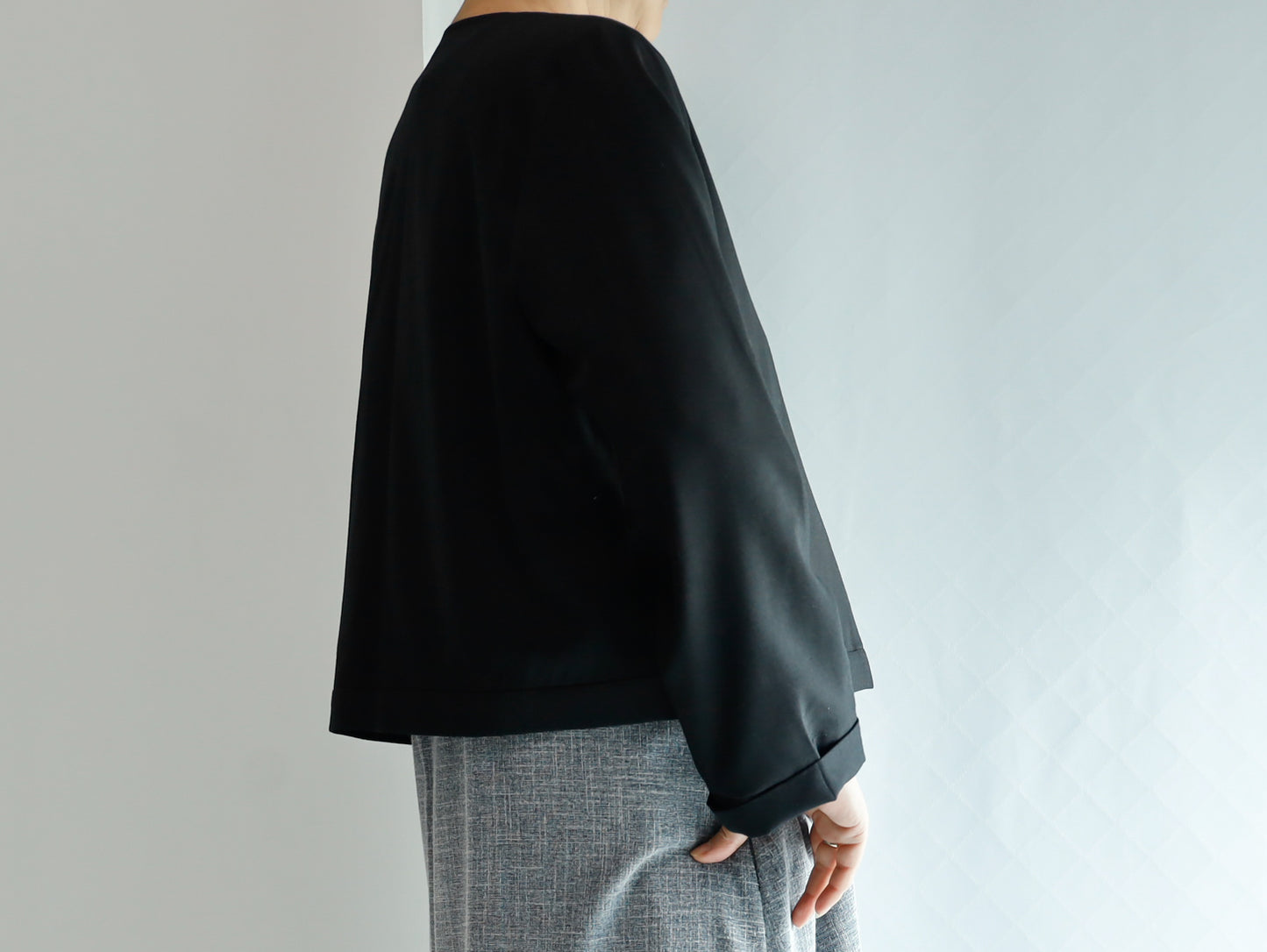 <J15NR-002> CREW NECK Jacket