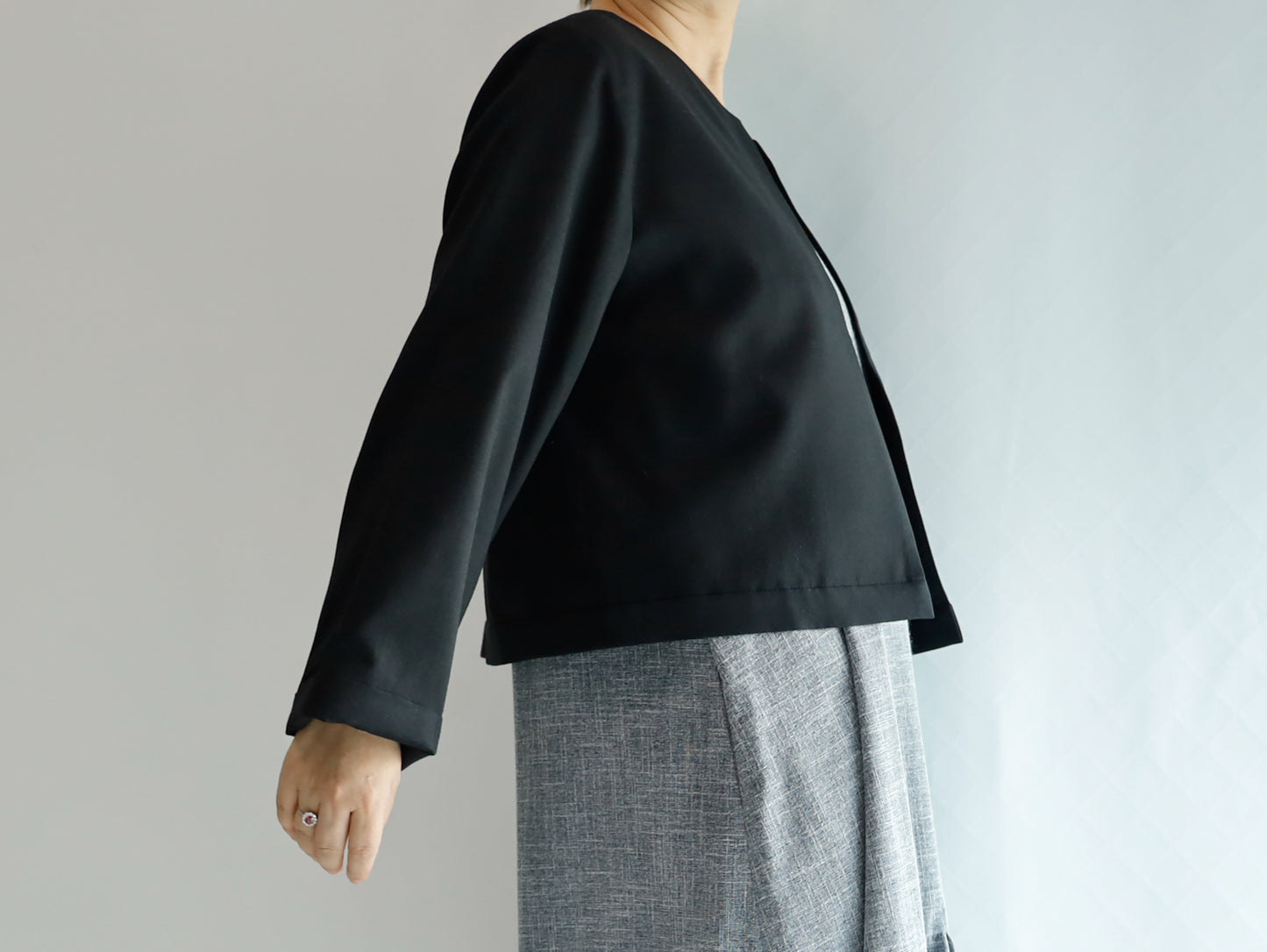 <J15NR-002> CREW NECK Jacket