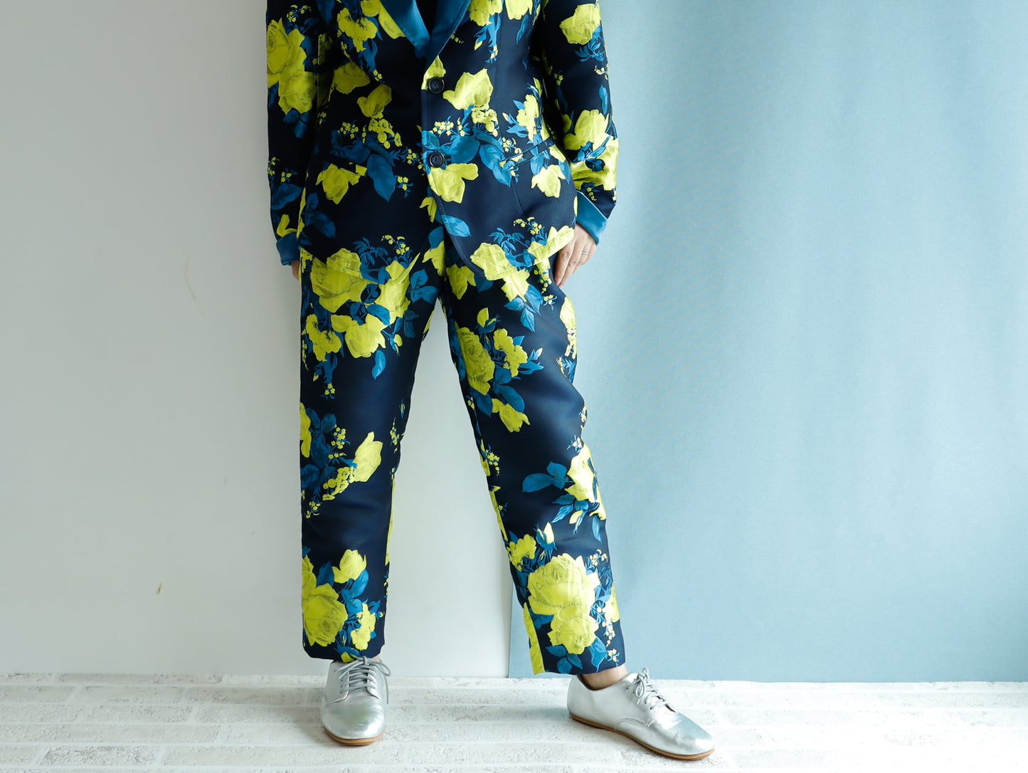 <P10RY> EUROPEAN ROSE Yellow-Tapered Pants