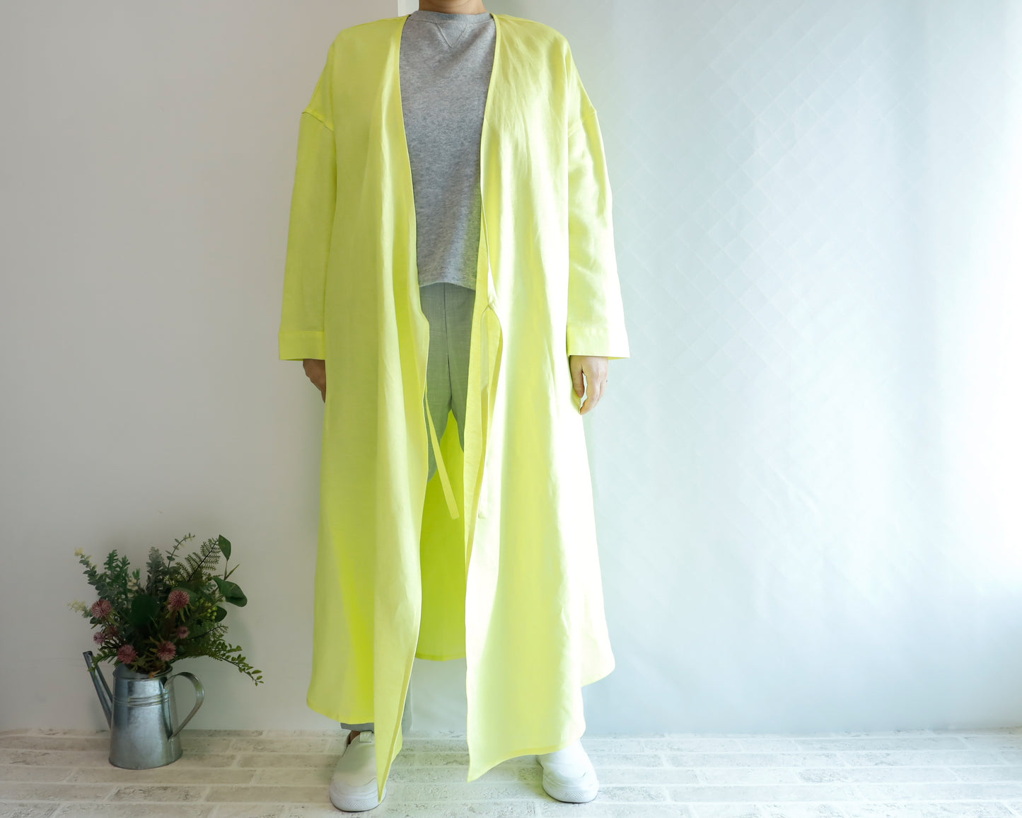<S21-001> DRESS
