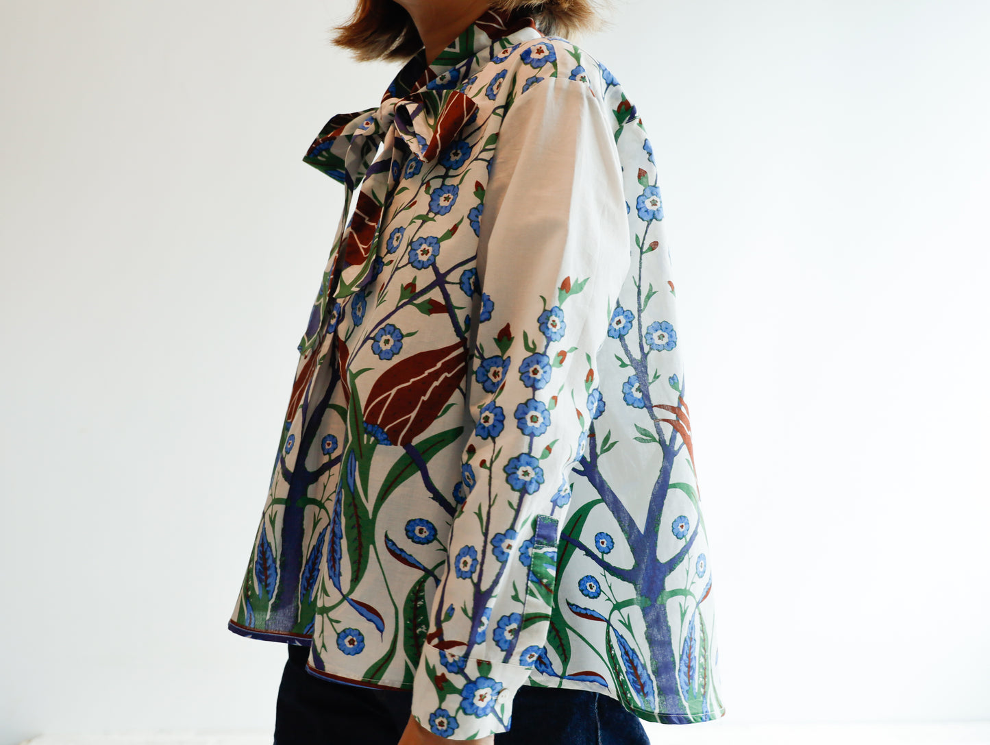 <T33BG> PRINTED Shirt -BLUE GARDEN