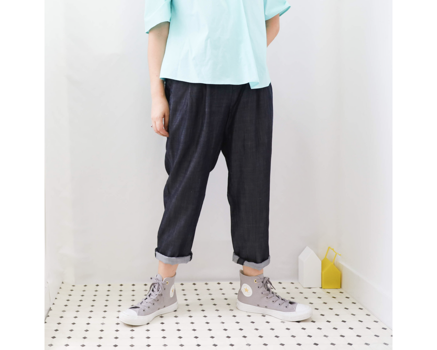 <P10D> Soft Denim -Tapered Pants