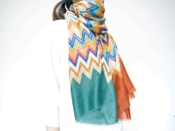 <A17O>  PRINTED  Scarf ZIGZAG -ORANGE/GREEN