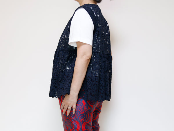 <V02L> PEPLUM VEST LACE