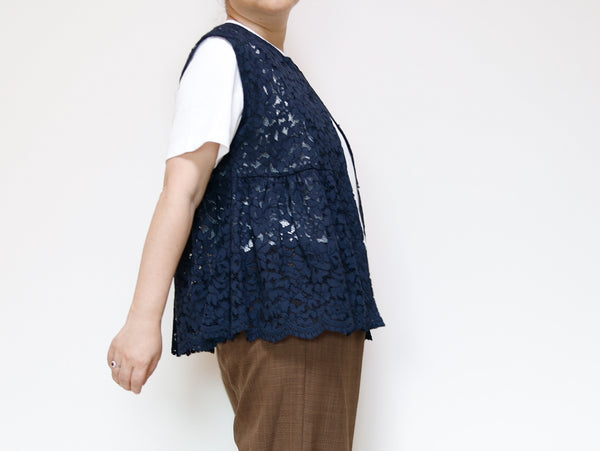 <V02L> PEPLUM VEST LACE