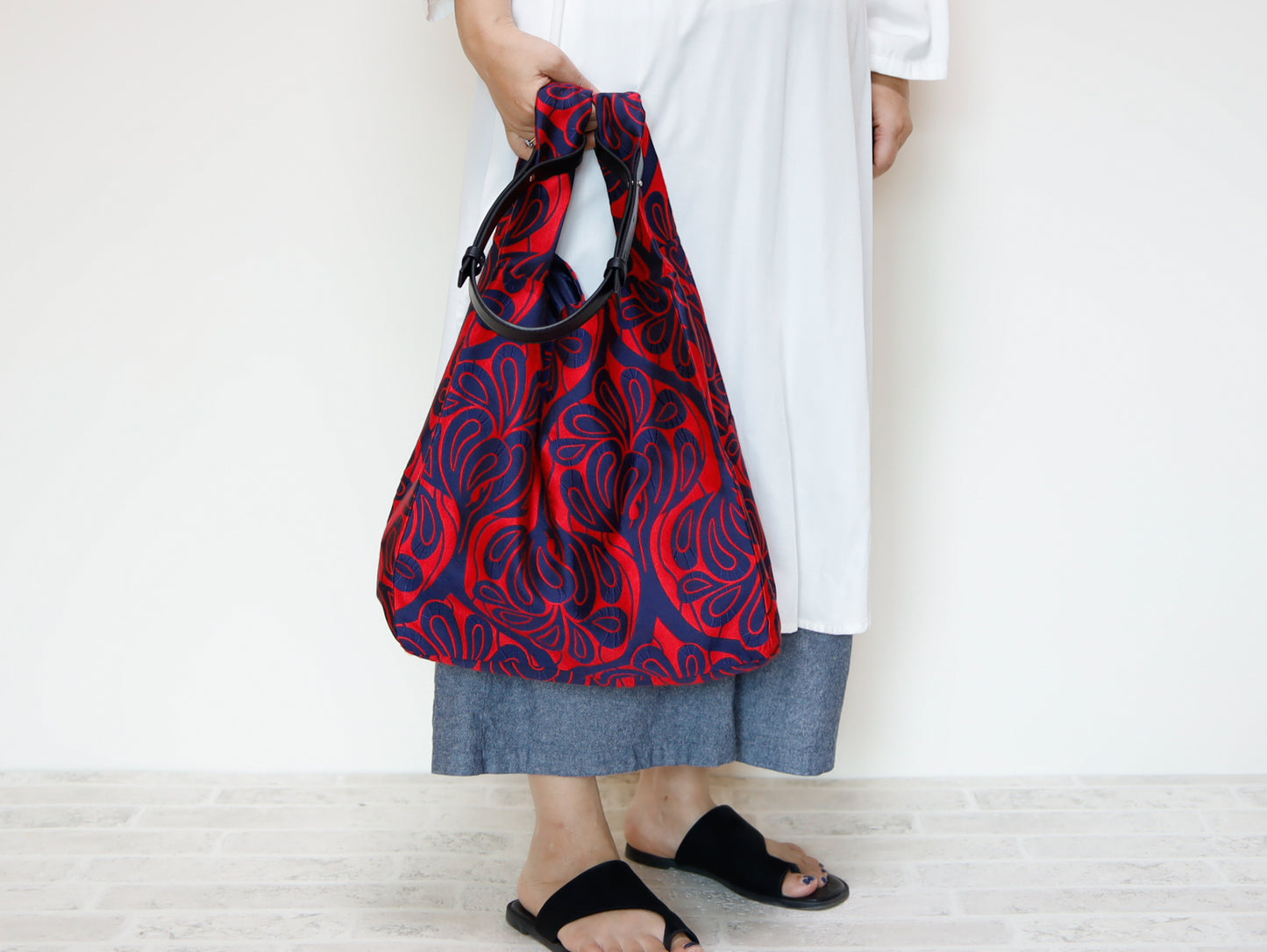 <B04C>  REGISTAR -COVENT GARDEN Tote Bag