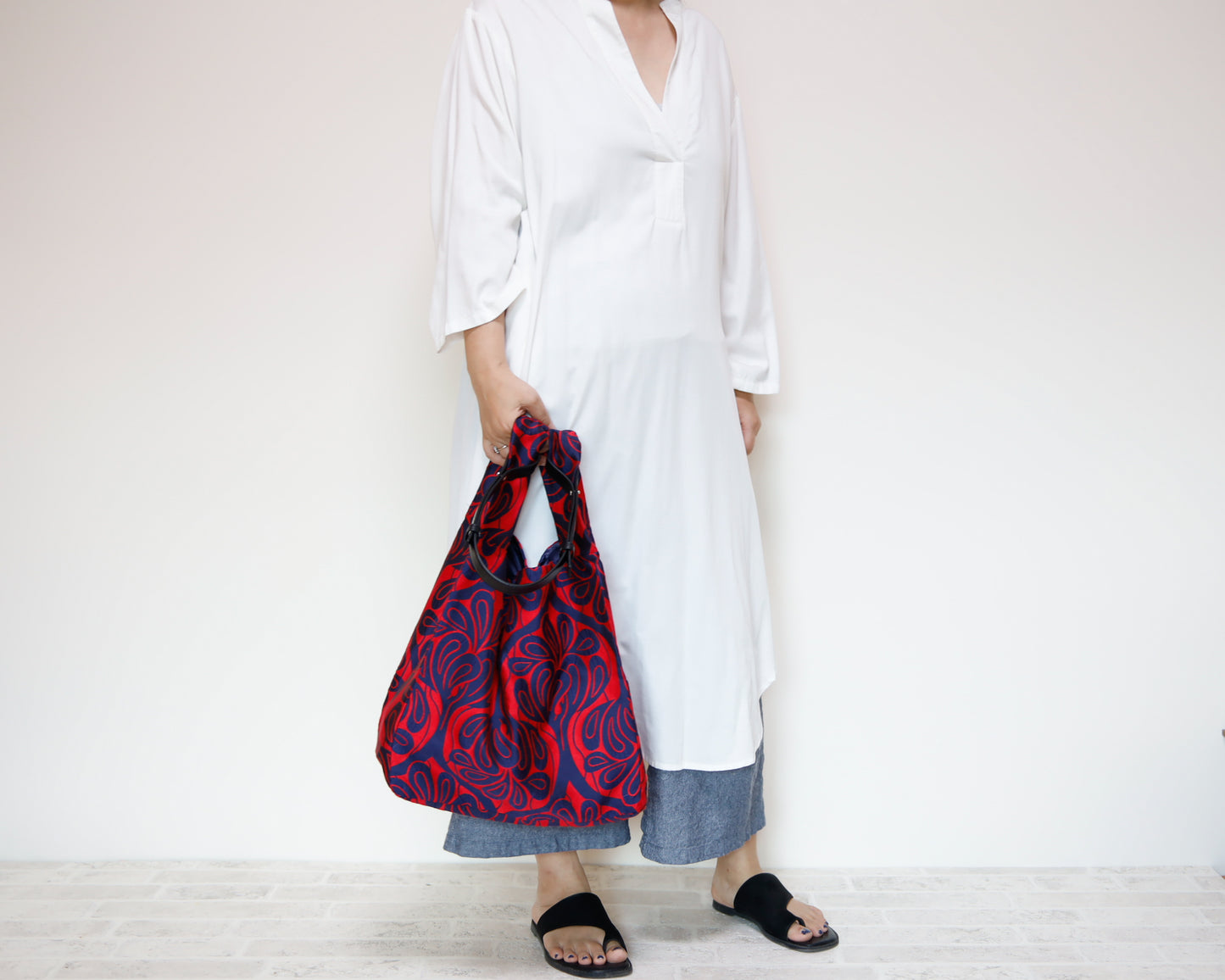 <B04C>  REGISTAR -COVENT GARDEN Tote Bag