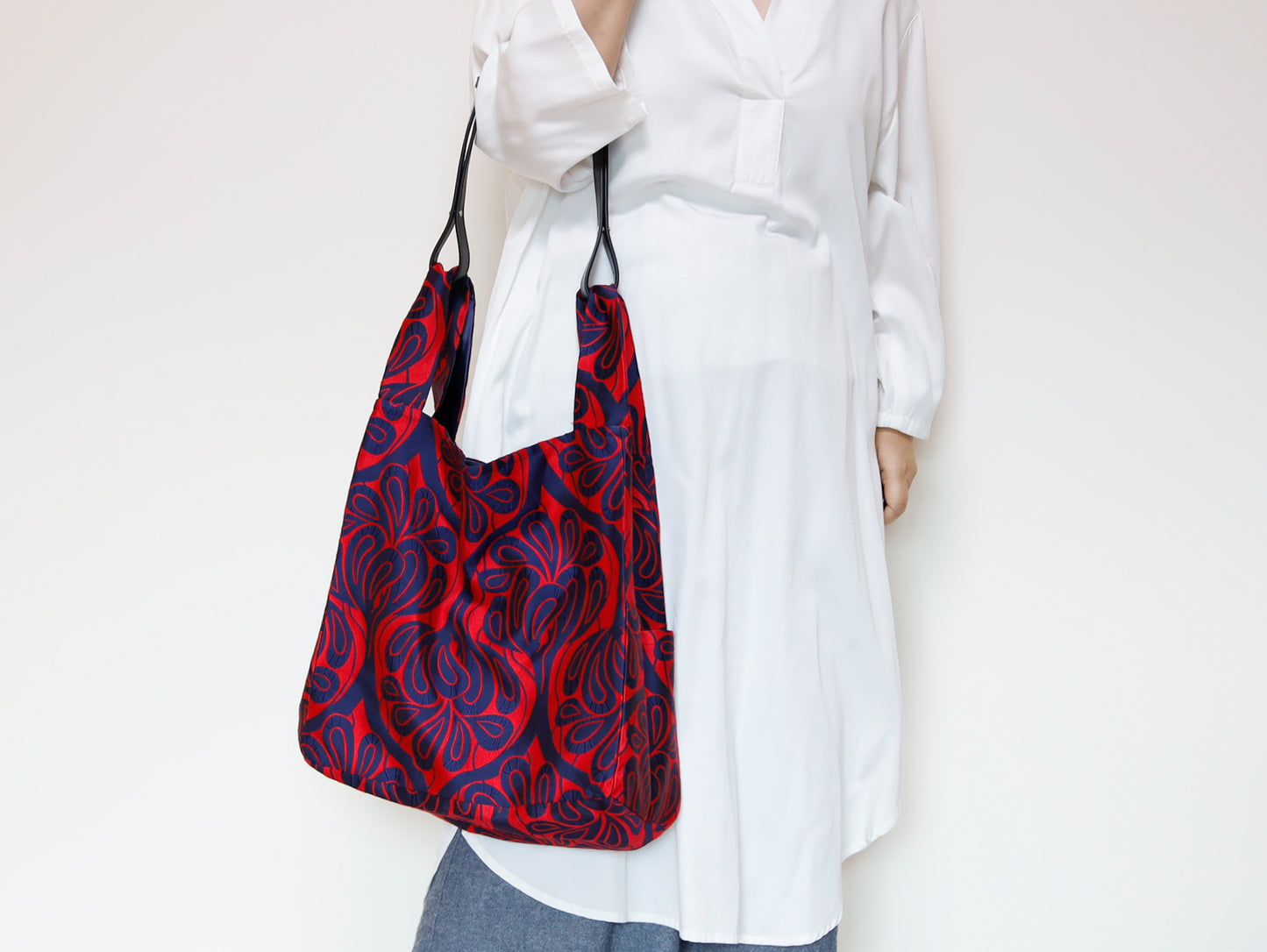 <B04C>  REGISTAR -COVENT GARDEN Tote Bag