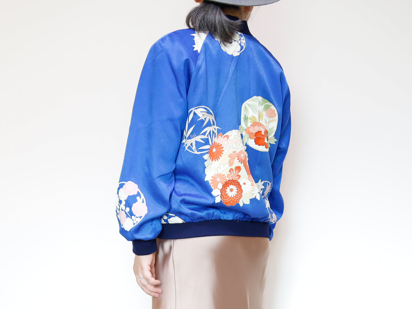 <J09-028> ヴィンテージ着物を使ったブルゾン 