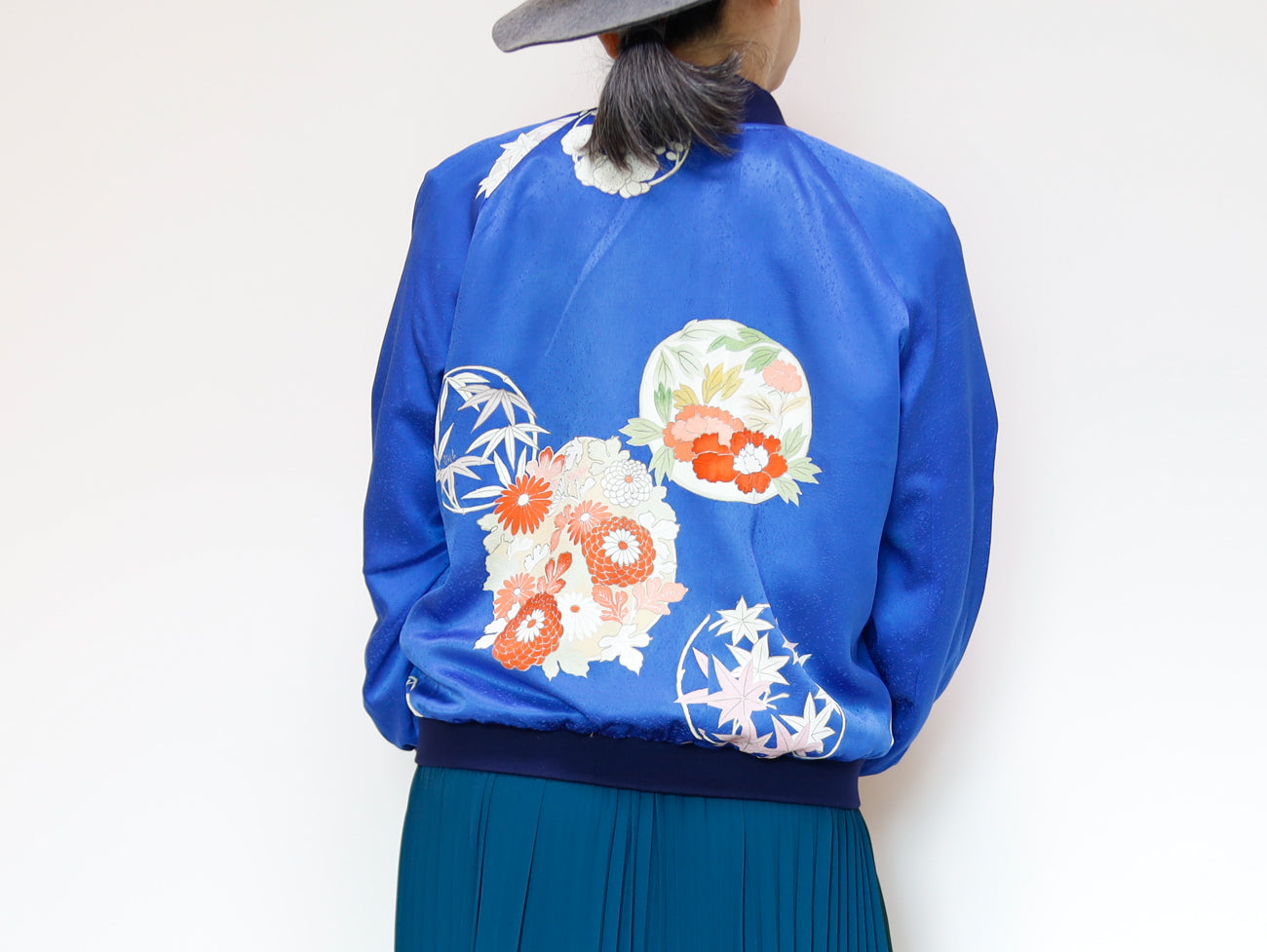 <J09-028> ヴィンテージ着物を使ったブルゾン 