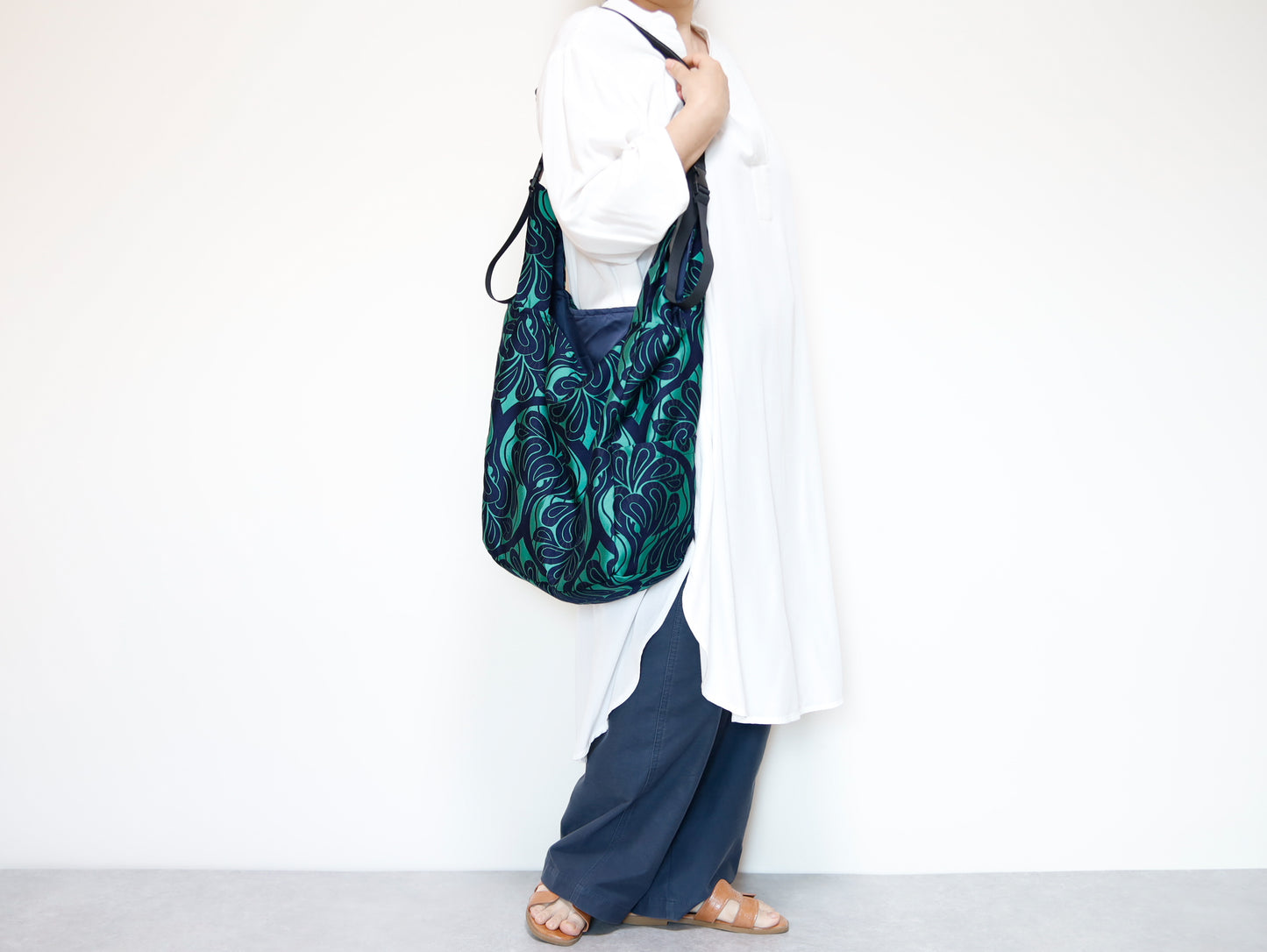 <B04V>  REGISTAR -COVENT GARDEN  GREEN Tote Bag