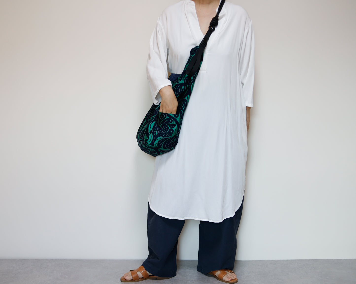 <B04V>  REGISTAR -COVENT GARDEN  GREEN Tote Bag