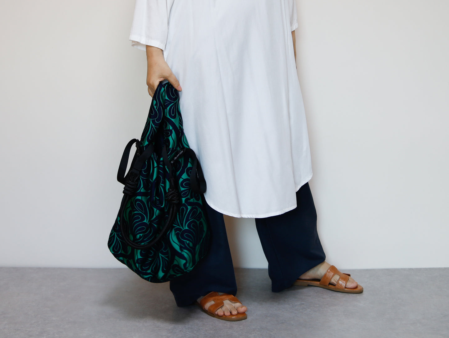 <B04V>  REGISTAR -COVENT GARDEN  GREEN Tote Bag