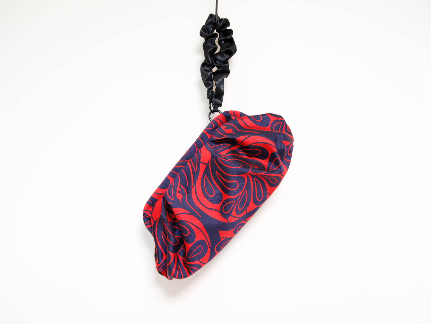 <B10C> COVENT GAEDEN RED CLUTCH BAG